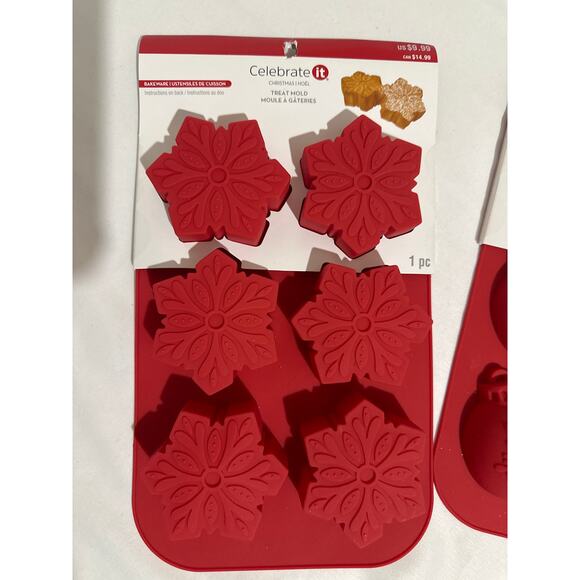 Christmas Bakeware Silicone Treat/cake molds. Bought them $10ea 5 piece set NWT - Picture 4 of 7
